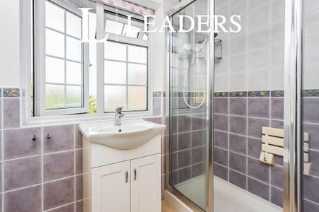 3 bedroom house to rent Oldaker Road, Newick, BN8 - Photo 4