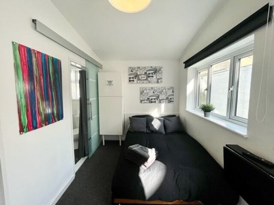 Rooms Available, Southcote Road - 5 - Photo 1