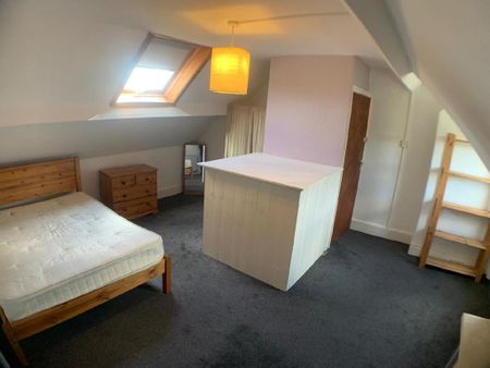 4 bedroom house share to rent - Photo 4