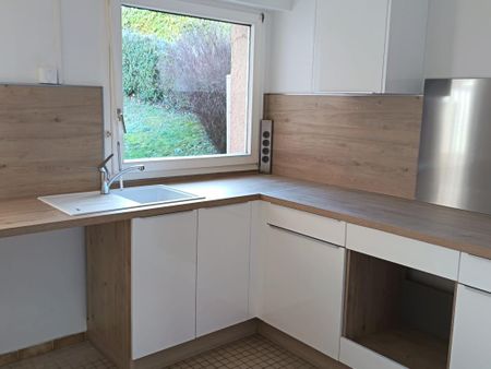 Location Maison 7 pièces 141m² EU 76260 - Photo 5