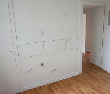 Familien und WG Freunde aufgepasst! Renovierte 3,5 -Zimmer Wohnung in Bottrop! - Photo 2