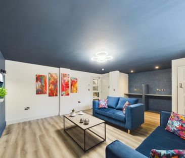 1 bedroom in a house share to rent - Photo 1