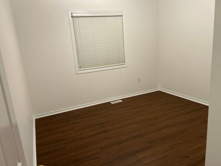 For Lease - 49 Malthouse Crescent, Ajax, Ontario - Photo 2