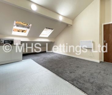 Room 1, 43 Regent Park Terrace, Leeds, LS6 2AX - Photo 1