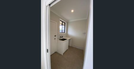 Family Comfort with Space, Style & Poolside Living - Photo 4