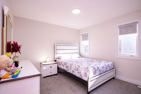 For Lease - 222 Boardwalk Way, Thames Centre, Ontario - Photo 3