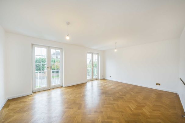 Newstead Way, Wimbledon, SW19, London - Photo 1