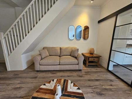 Room in a Shared House, Littleton Road, M7 - Photo 2