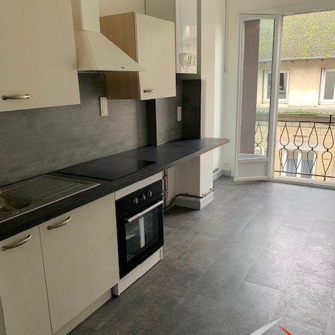 Location Appartement 3 pièces 69m² OBJAT 19130 - Photo 1