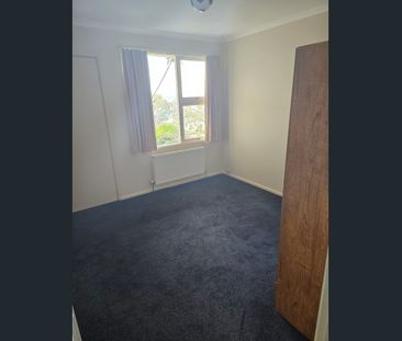 Water views and cosy living - Photo 4