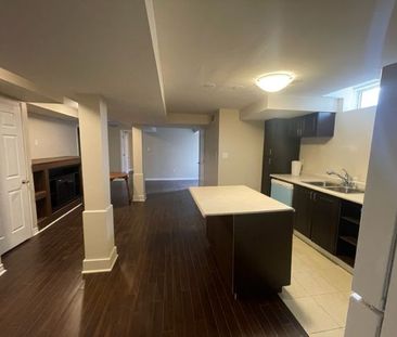 For Lease - 3194 World Series Court, Mississauga, Ontario - Photo 4