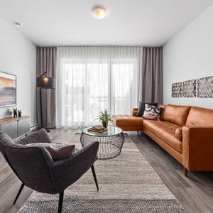 Spacieux 3 ½ style Condo avec Piscine & Gym – Châteauguay – Libre Maintenant - Photo 3