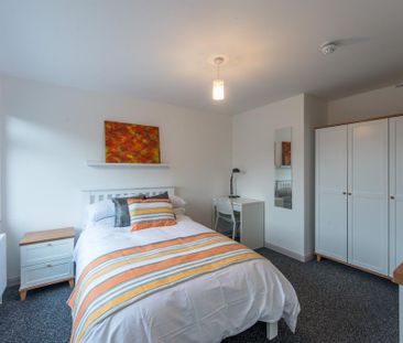 1 bedroom in a house share to rent - Photo 3
