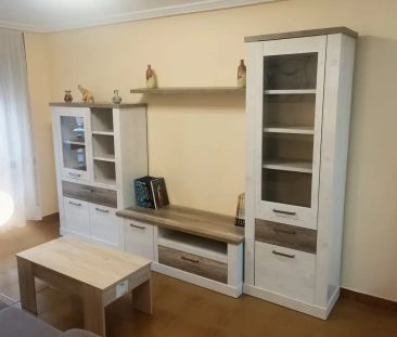 Apartamento de alquiler en Calle Fuertes Acevedo, 45, Buenavista - Photo 2