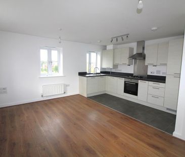 2 bedroom flat to rent - Photo 2