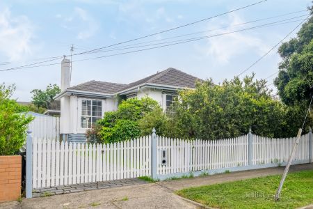 8 Hay Street, Preston VIC 3072 - House For Rent | Domain - Photo 5