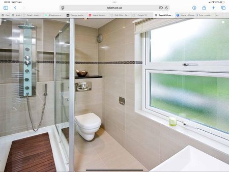 5 bedroom end of terrace house to rent - Photo 4