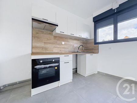 Location Appartement 3 pièces 47m² VERT ST DENIS 77240 - Photo 2