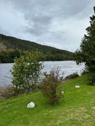 Laggan Bridge - Photo 2