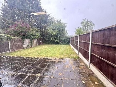 Boundary Close, Southall, UB2 - Photo 4