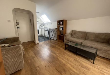 1 bedroom flat to rent - Photo 4