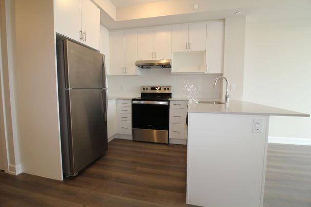 For Lease - 3200 William Coltson Avenue Unit# 509, Oakville, Ontario - Photo 1