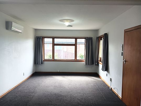 Neat & Tidy Three Bedroom Home - Photo 1