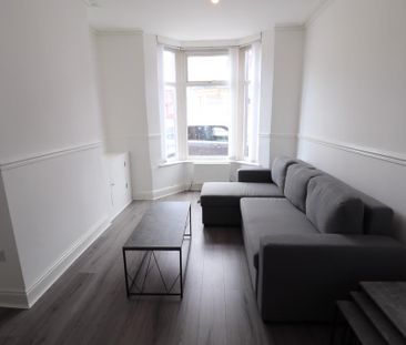 2 bedroom end of terrace house to rent - Photo 1