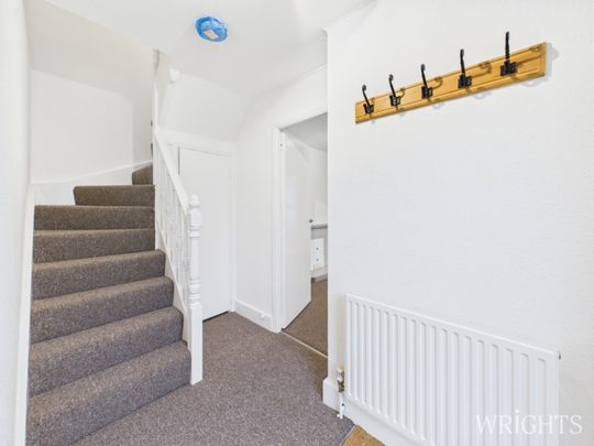 3 bedroom House - STATION ROAD, KNEBWORTH - Photo 1