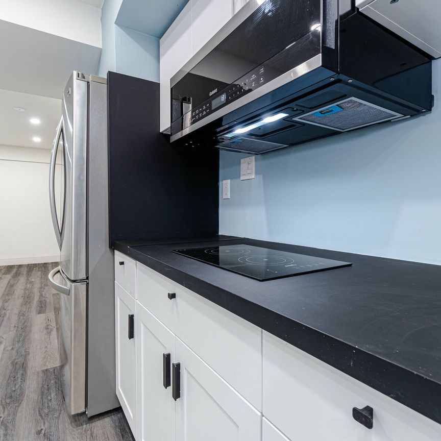 For Lease - 177 North Park Boulevard, Oakville, Ontario - Photo 1