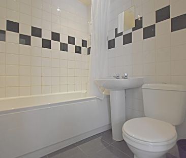 2 Bedroom Apartment - Photo 6