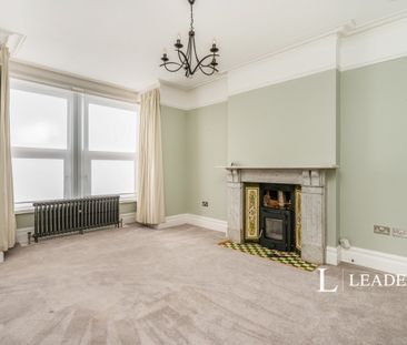 5 bedroom detached to rent Fourth Avenue, Denvilles - Photo 6