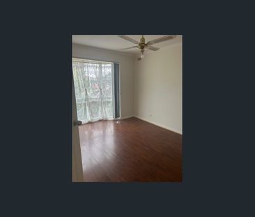 8 Phalaris Court, Delahey, Vic 3037 - Photo 4