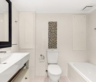 EXECUTIVE CITY APARTMENT - CONVENIENCE AND VIEWS - Photo 4