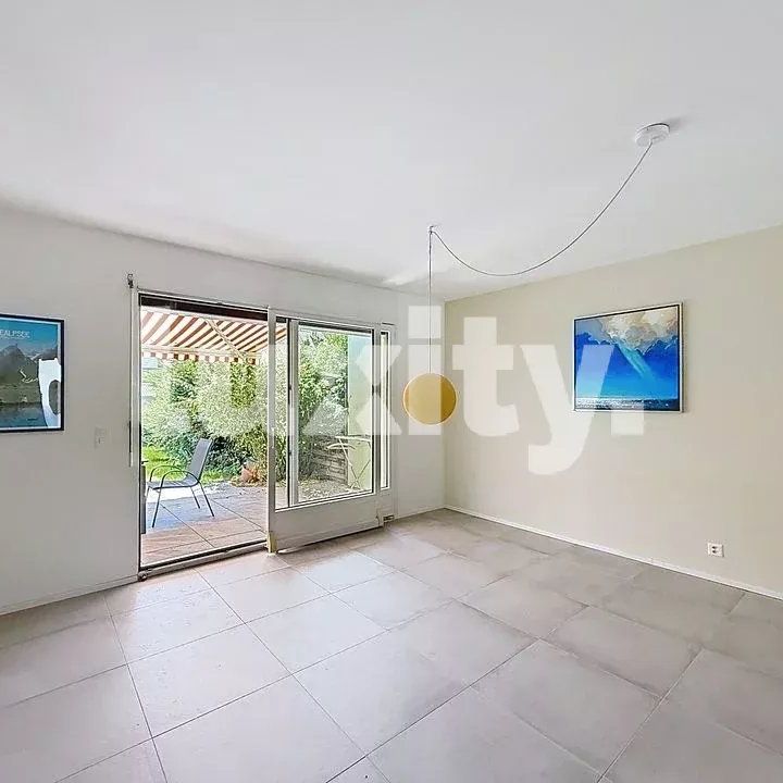 Maison familiale rénovée avec jardin ? À deux pas du lac et de la gare ? Gland - Photo 1