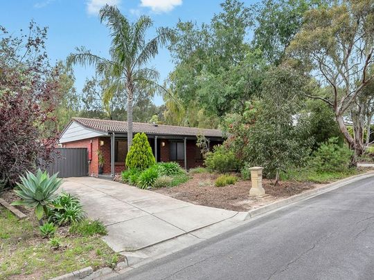 Spacious family home - Photo 1