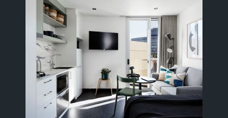 All Inclusive | Community Lifestyle | Fully Furnished | Private Sun-Drenched Terrace | Close to Oxford St - Photo 2