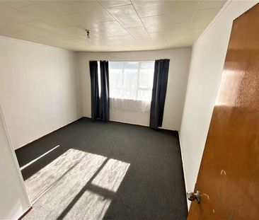 MANUREWA, 3 BEDROOMS - Photo 4