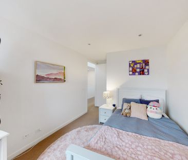 3 Monde Street, Camberwell VIC 3124 - House For Rent | Domain - Photo 5