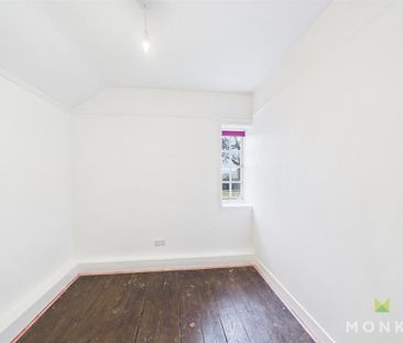 2 bedroom semi-detached house to rent - Photo 3