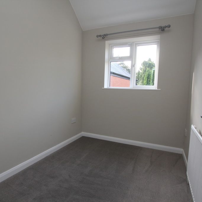 3 Bedroom Flat , Chester - Photo 1