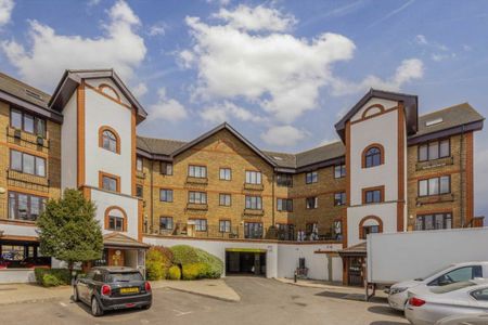 Sopwith Way, KT2, London - Photo 3