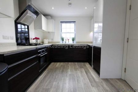 2 bedroom property to rent in Reading - Photo 4