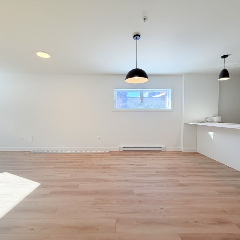 4 1/2 + Flambant Neuf à Saint-Sauveur - Photo 1