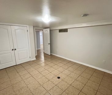 For Lease - 205 Simcoe Road Unit# Lower, Bradford West Gwillimbury,... - Photo 5