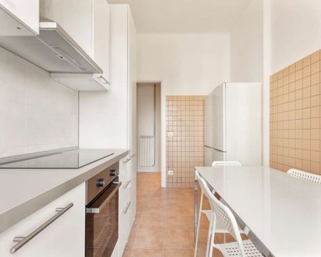 Via Pantigliate, Milan, Lombardy 20147 - Photo 5