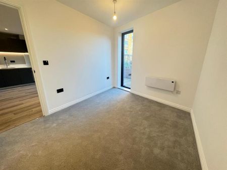 1 bedroom apartment to rent - Photo 2