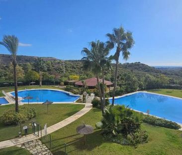 Vivienda en el fabuloso complejo de Parque Botanico, Benahavis - Photo 1