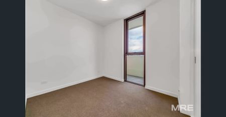 Boutique living in an amazing location. - Photo 2