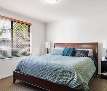 Beautifully presented Middle Ridge - Photo 4